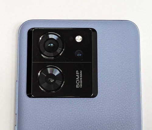 UQモバイル Xiaomi 13T カメラ トリプルレンズ